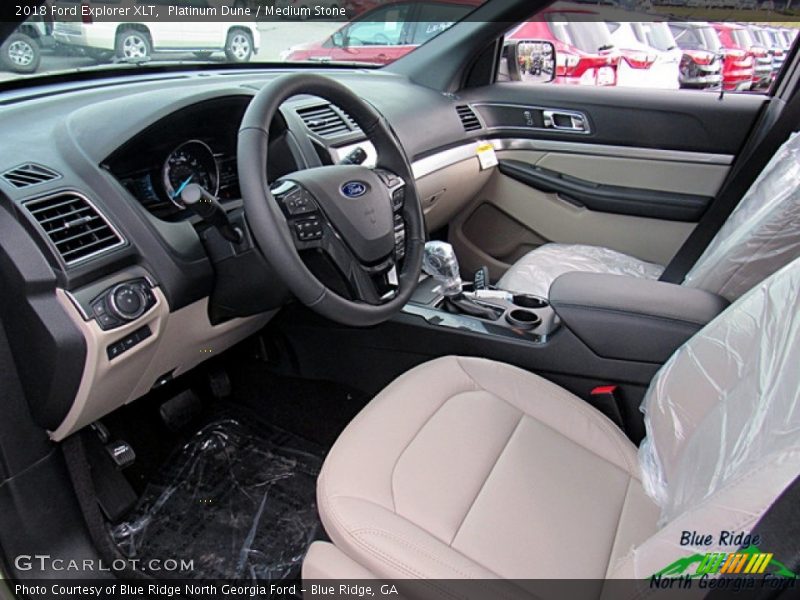 Platinum Dune / Medium Stone 2018 Ford Explorer XLT