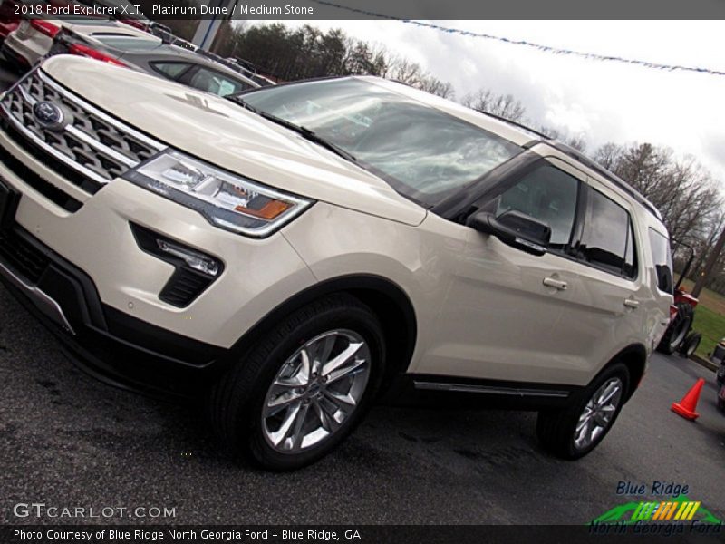 Platinum Dune / Medium Stone 2018 Ford Explorer XLT