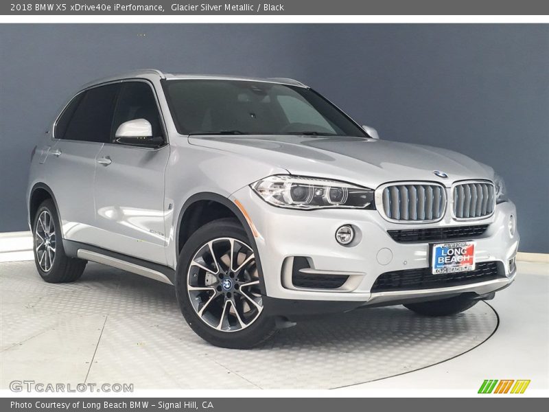 Glacier Silver Metallic / Black 2018 BMW X5 xDrive40e iPerfomance