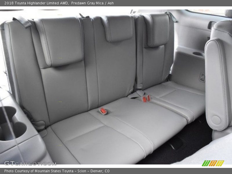 Predawn Gray Mica / Ash 2018 Toyota Highlander Limited AWD