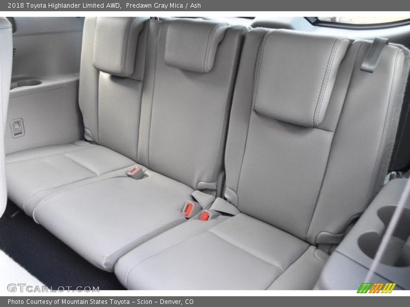 Predawn Gray Mica / Ash 2018 Toyota Highlander Limited AWD
