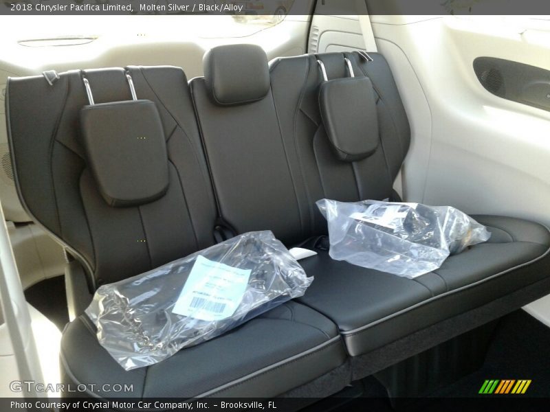 Molten Silver / Black/Alloy 2018 Chrysler Pacifica Limited