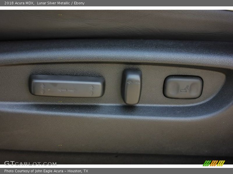 Lunar Silver Metallic / Ebony 2018 Acura MDX