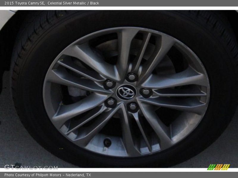 Celestial Silver Metallic / Black 2015 Toyota Camry SE