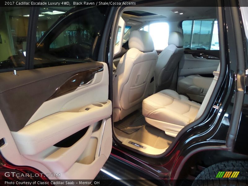 Black Raven / Shale/Cocoa Accents 2017 Cadillac Escalade Luxury 4WD
