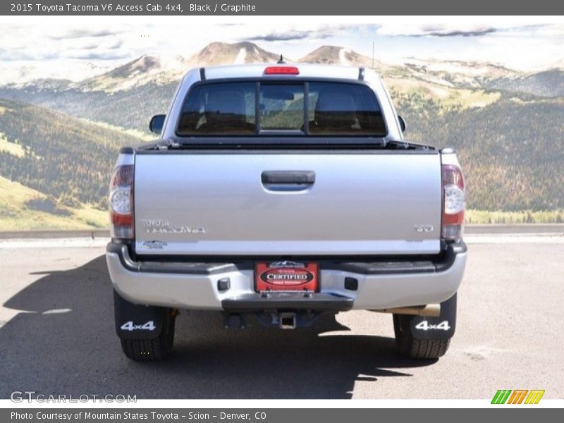 Black / Graphite 2015 Toyota Tacoma V6 Access Cab 4x4