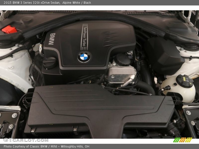 Alpine White / Black 2015 BMW 3 Series 320i xDrive Sedan