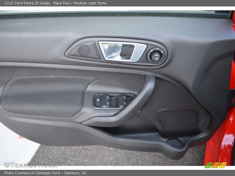 Race Red / Medium Light Stone 2015 Ford Fiesta SE Sedan