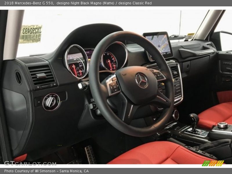 designo Night Black Magno (Matte) / designo Classic Red 2018 Mercedes-Benz G 550