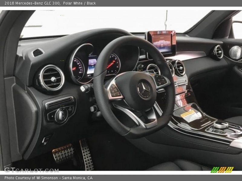 Polar White / Black 2018 Mercedes-Benz GLC 300