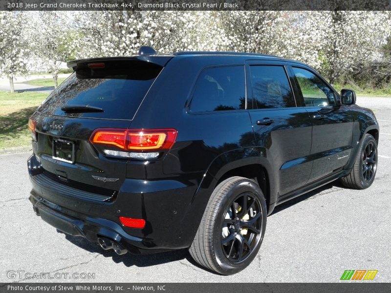 Diamond Black Crystal Pearl / Black 2018 Jeep Grand Cherokee Trackhawk 4x4