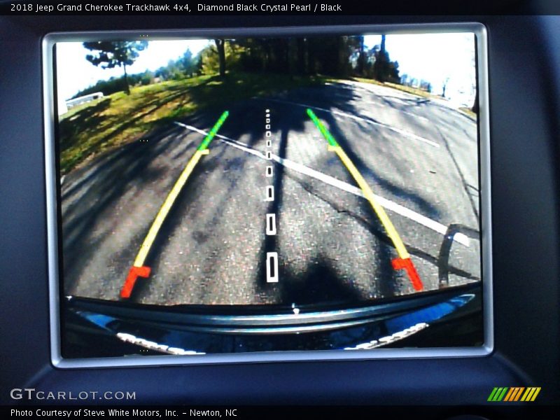 Navigation of 2018 Grand Cherokee Trackhawk 4x4