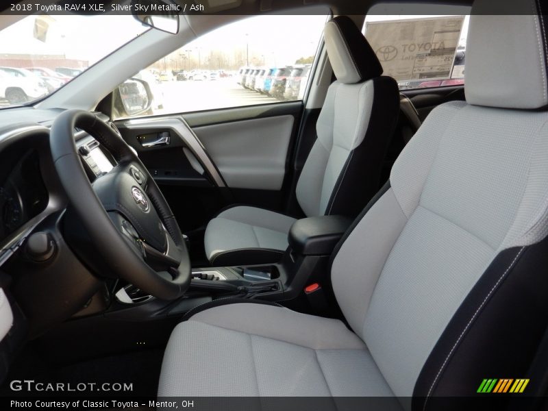 Silver Sky Metallic / Ash 2018 Toyota RAV4 XLE