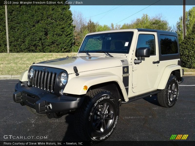Front 3/4 View of 2018 Wrangler Freedom Edition 4x4