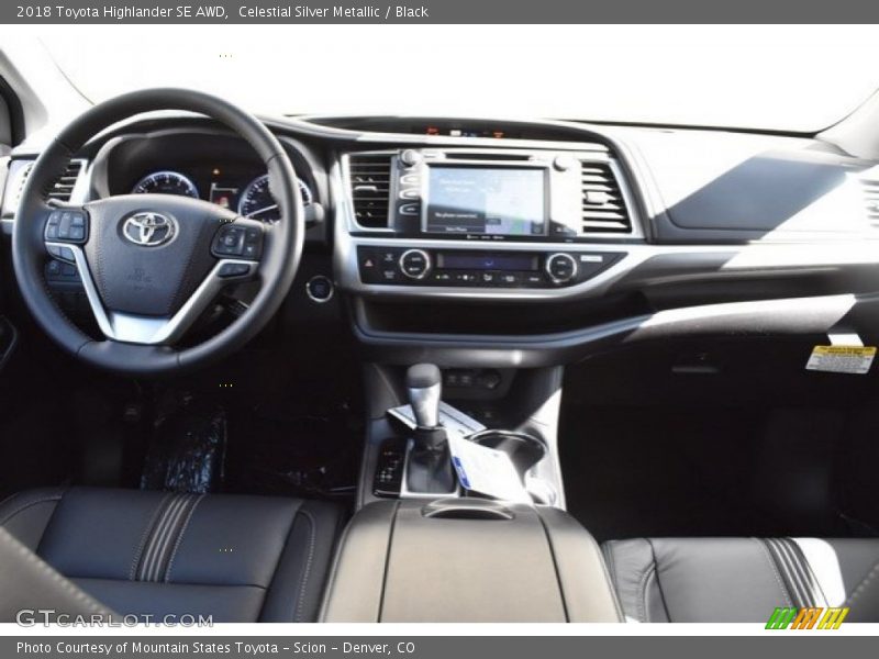 Celestial Silver Metallic / Black 2018 Toyota Highlander SE AWD