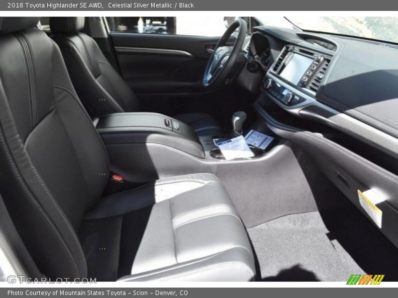 Celestial Silver Metallic / Black 2018 Toyota Highlander SE AWD
