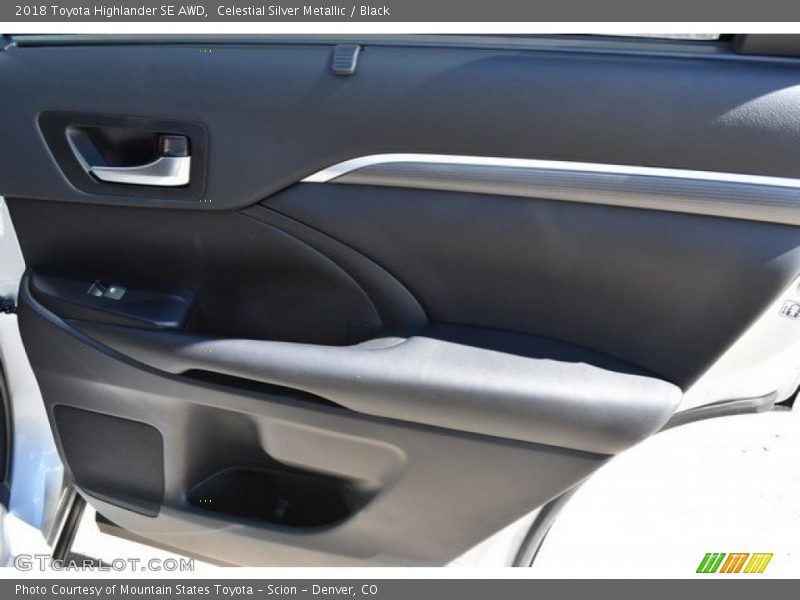 Celestial Silver Metallic / Black 2018 Toyota Highlander SE AWD