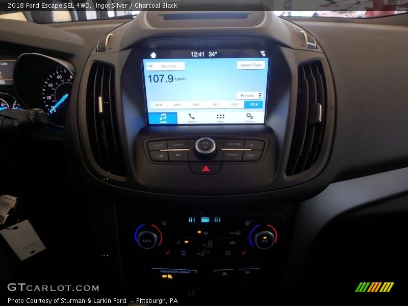 Ingot Silver / Charcoal Black 2018 Ford Escape SEL 4WD