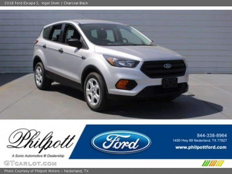 Ingot Silver / Charcoal Black 2018 Ford Escape S