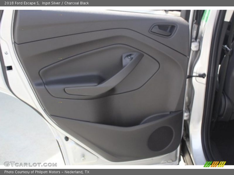 Ingot Silver / Charcoal Black 2018 Ford Escape S