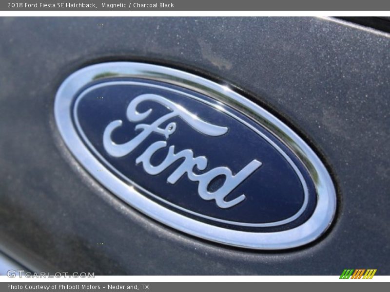 Magnetic / Charcoal Black 2018 Ford Fiesta SE Hatchback