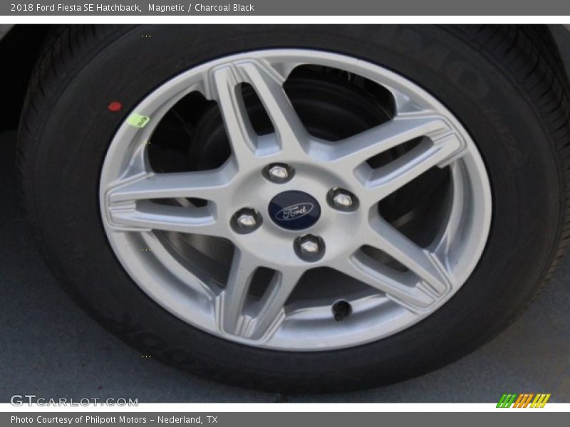 Magnetic / Charcoal Black 2018 Ford Fiesta SE Hatchback