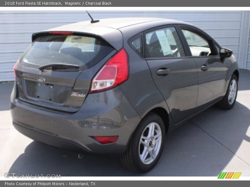 Magnetic / Charcoal Black 2018 Ford Fiesta SE Hatchback