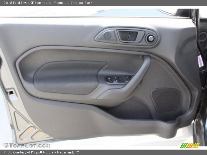 Magnetic / Charcoal Black 2018 Ford Fiesta SE Hatchback