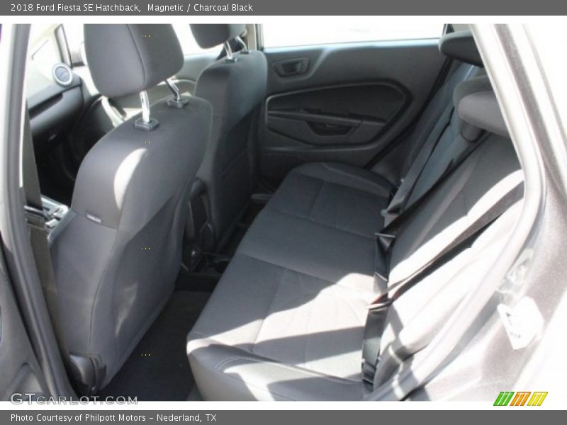 Magnetic / Charcoal Black 2018 Ford Fiesta SE Hatchback