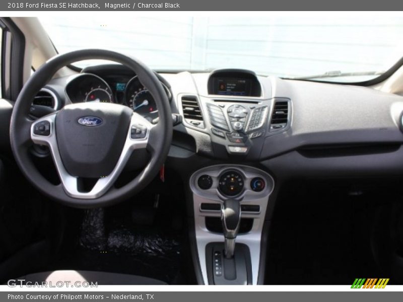 Magnetic / Charcoal Black 2018 Ford Fiesta SE Hatchback