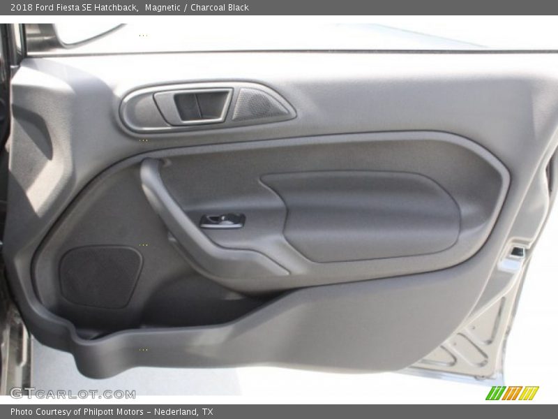 Magnetic / Charcoal Black 2018 Ford Fiesta SE Hatchback