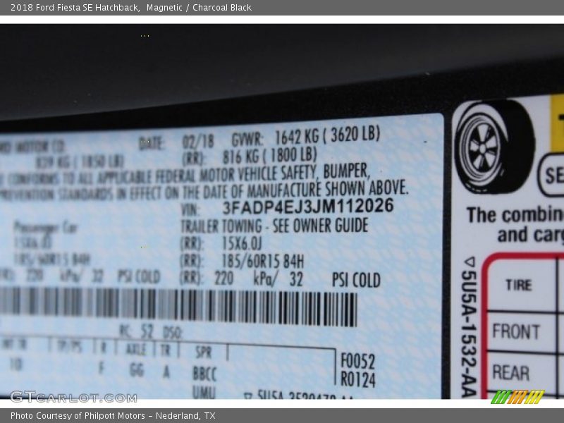 Magnetic / Charcoal Black 2018 Ford Fiesta SE Hatchback