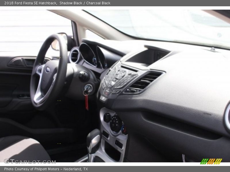 Shadow Black / Charcoal Black 2018 Ford Fiesta SE Hatchback