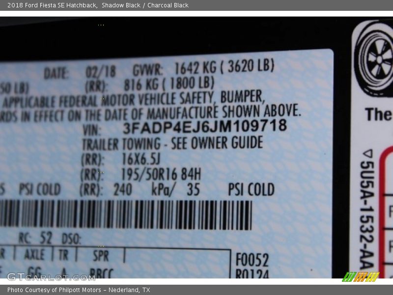 Shadow Black / Charcoal Black 2018 Ford Fiesta SE Hatchback