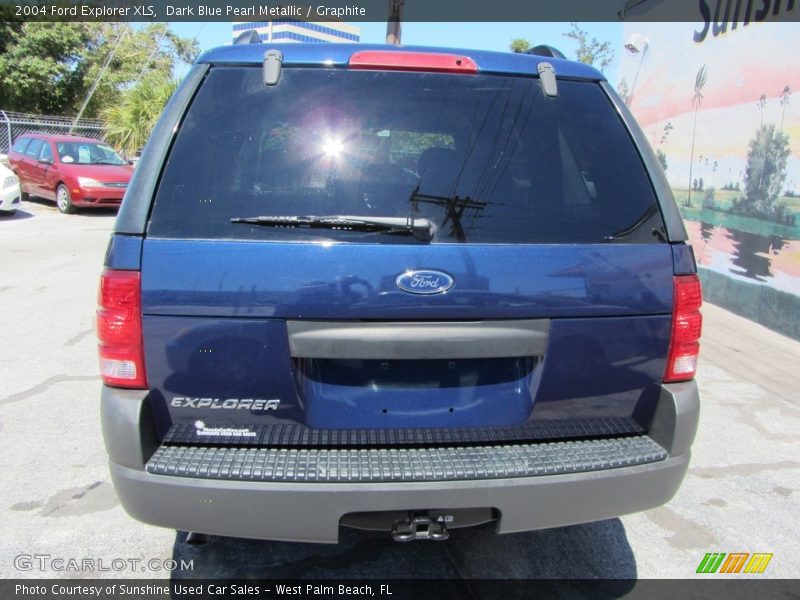 Dark Blue Pearl Metallic / Graphite 2004 Ford Explorer XLS