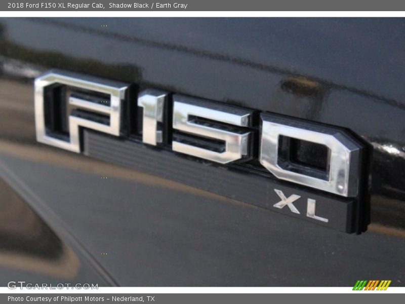 Shadow Black / Earth Gray 2018 Ford F150 XL Regular Cab