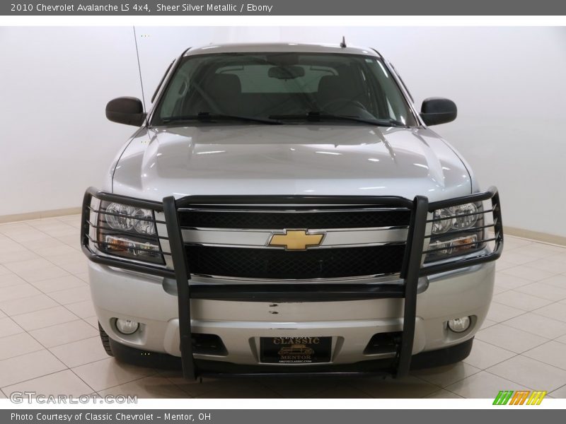 Sheer Silver Metallic / Ebony 2010 Chevrolet Avalanche LS 4x4