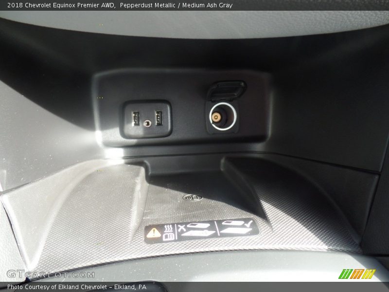 Pepperdust Metallic / Medium Ash Gray 2018 Chevrolet Equinox Premier AWD