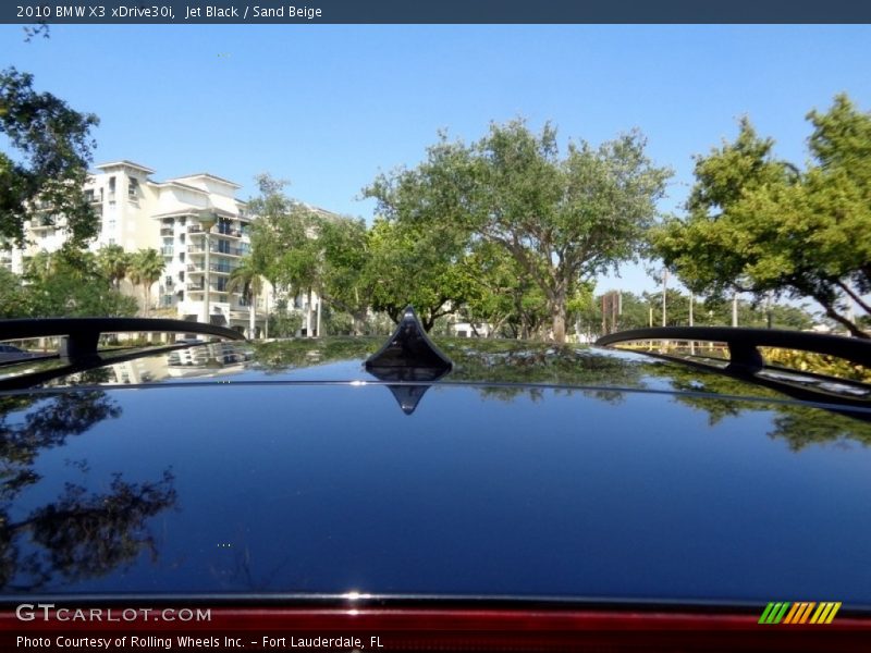 Jet Black / Sand Beige 2010 BMW X3 xDrive30i