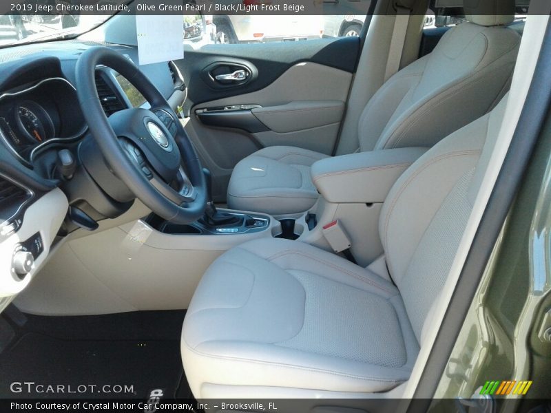  2019 Cherokee Latitude Black/Light Frost Beige Interior