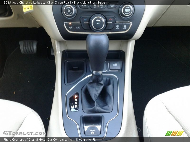 Olive Green Pearl / Black/Light Frost Beige 2019 Jeep Cherokee Latitude