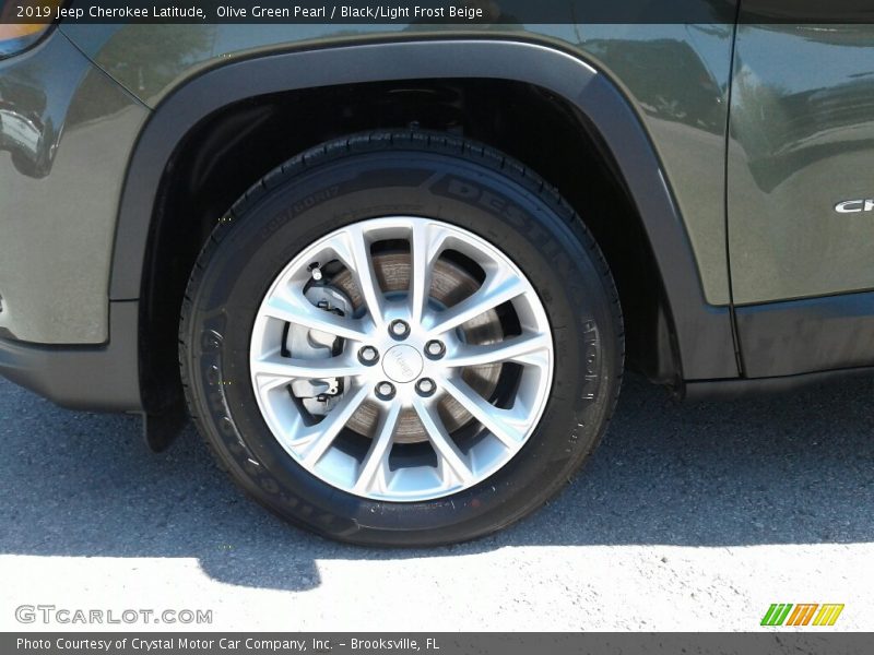 Olive Green Pearl / Black/Light Frost Beige 2019 Jeep Cherokee Latitude