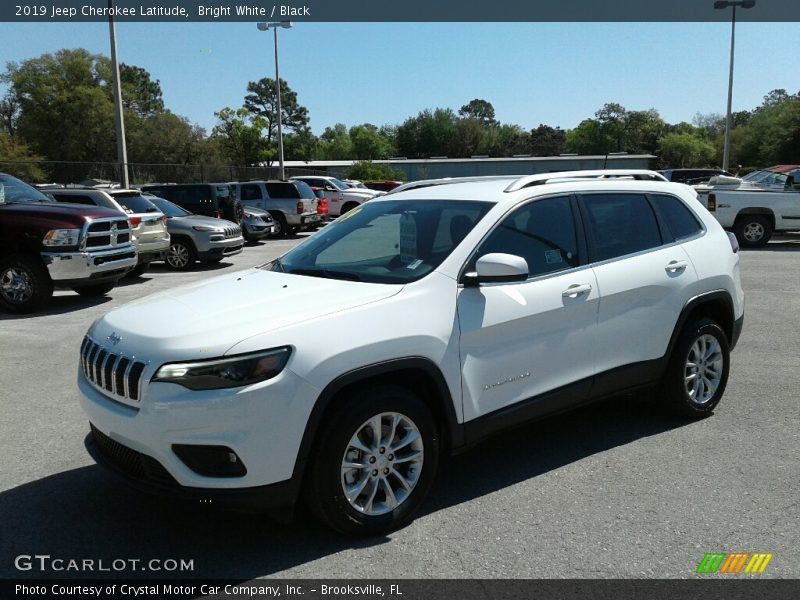 Bright White / Black 2019 Jeep Cherokee Latitude