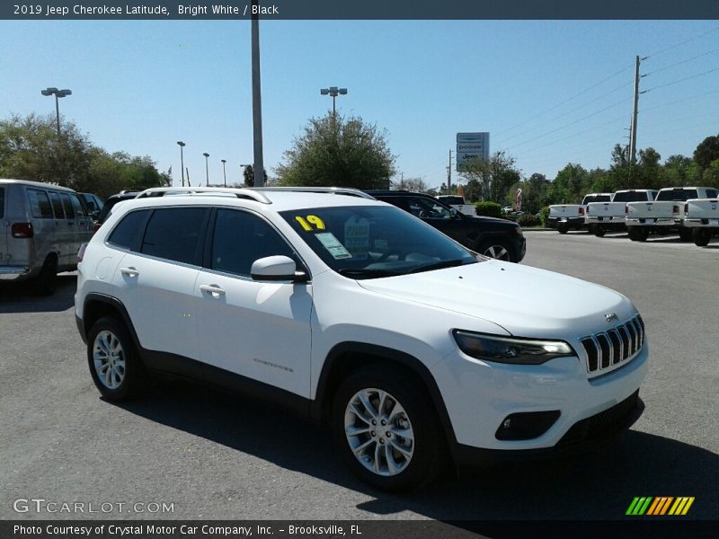 Bright White / Black 2019 Jeep Cherokee Latitude