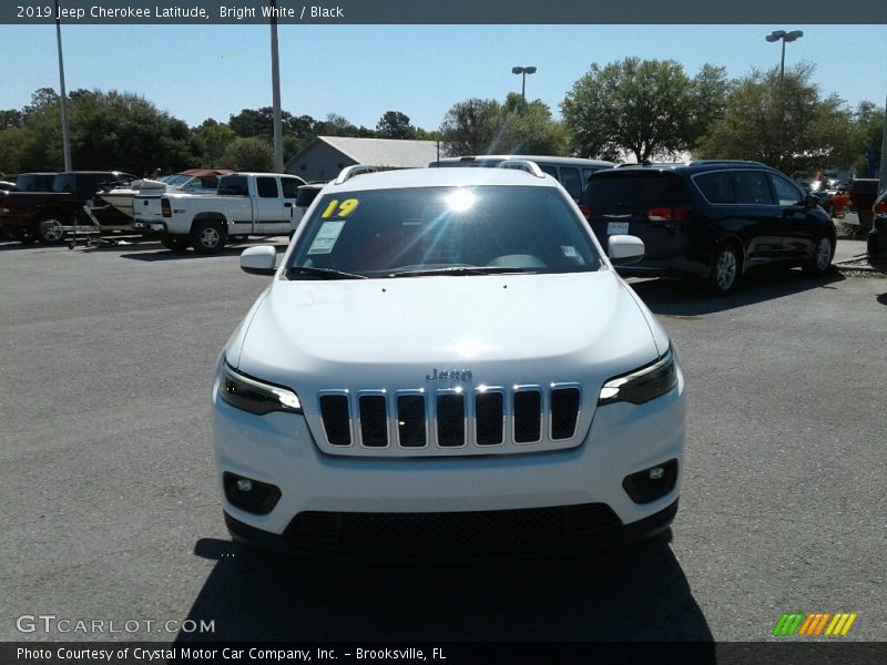 Bright White / Black 2019 Jeep Cherokee Latitude