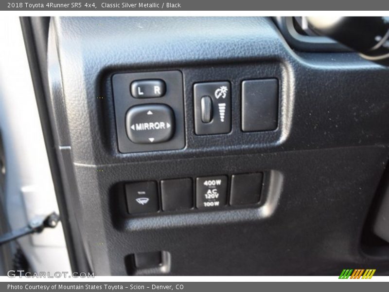 Classic Silver Metallic / Black 2018 Toyota 4Runner SR5 4x4