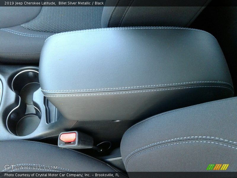 Billet Silver Metallic / Black 2019 Jeep Cherokee Latitude