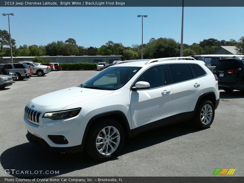 Bright White / Black/Light Frost Beige 2019 Jeep Cherokee Latitude