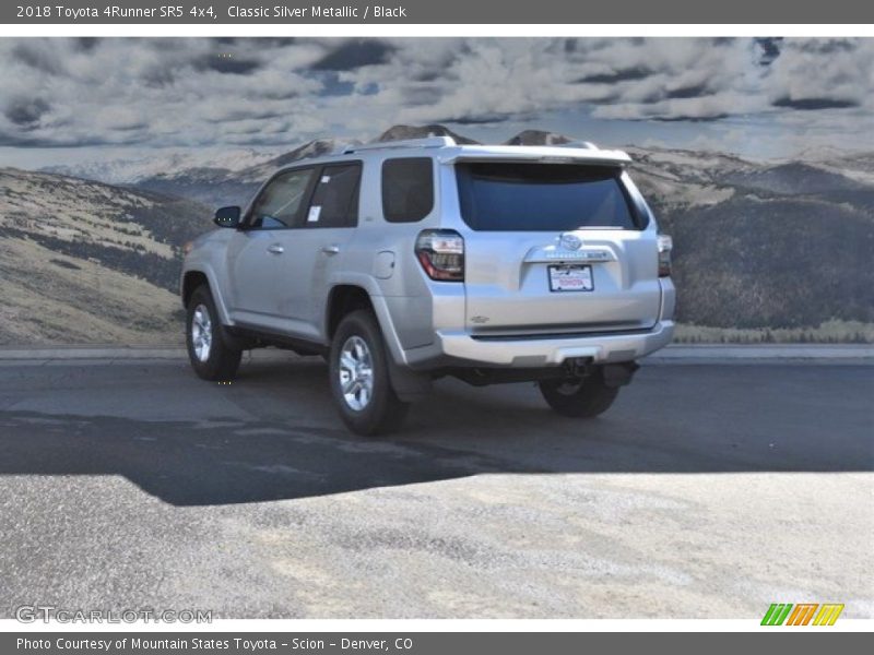 Classic Silver Metallic / Black 2018 Toyota 4Runner SR5 4x4