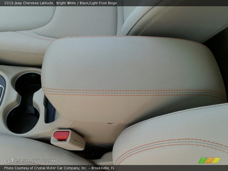 Bright White / Black/Light Frost Beige 2019 Jeep Cherokee Latitude
